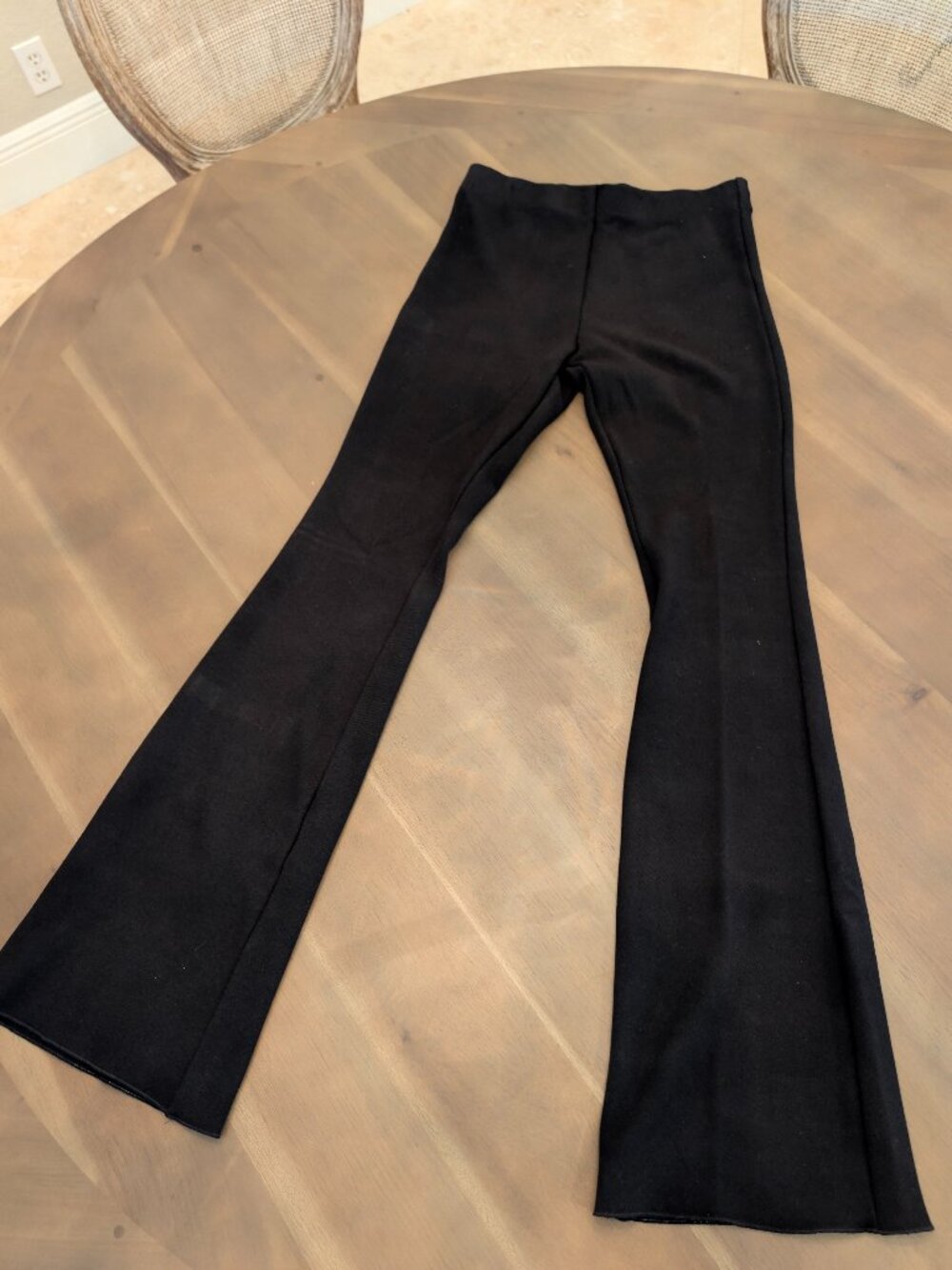 Zara Black Flare Pants | L | Stretch | Pull-On | Classic Chic